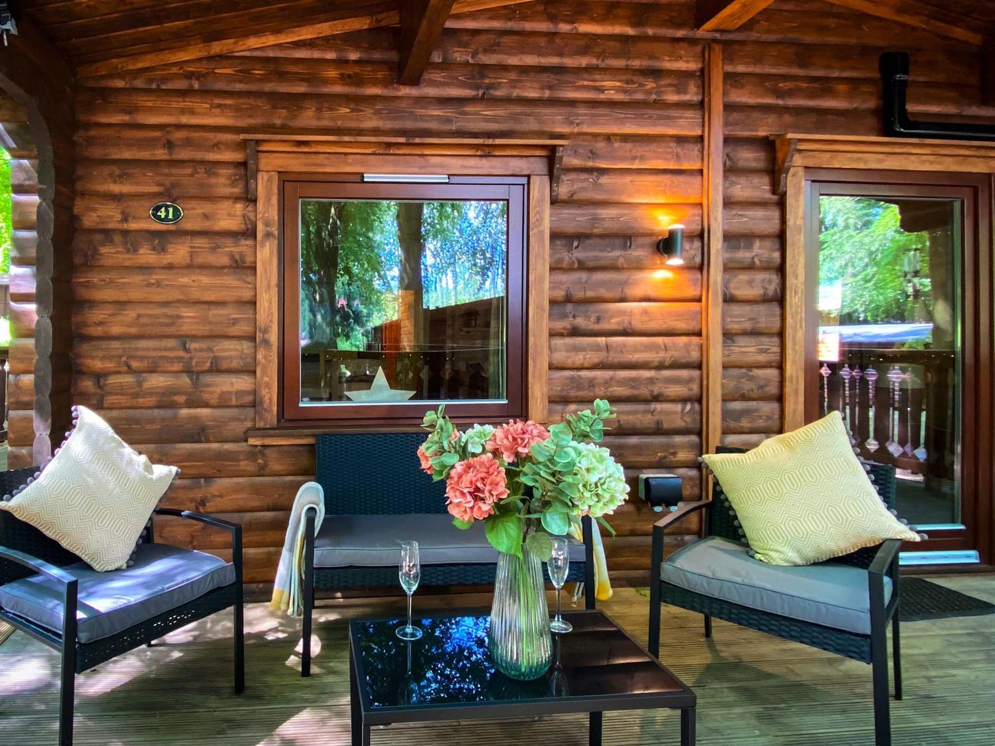 Leafy Hollow Lodge Louth  Exterior photo
